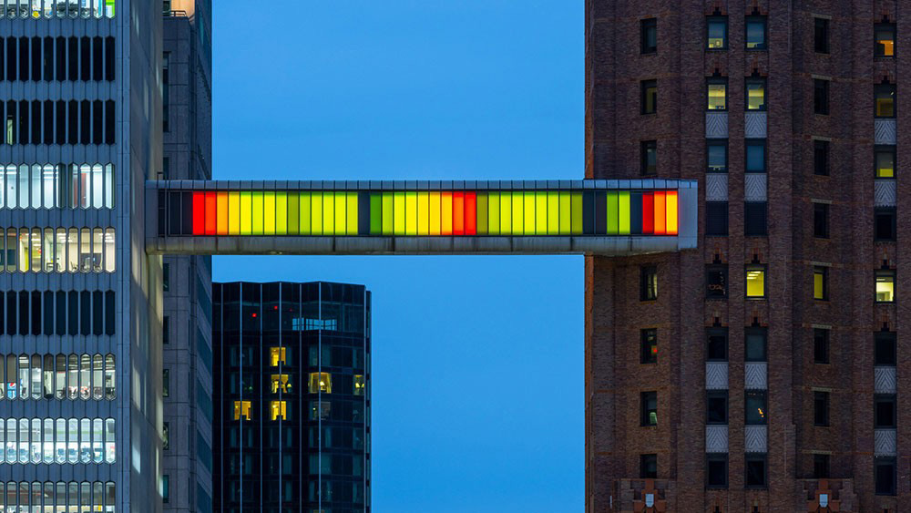 色彩斑斓的底特律天桥