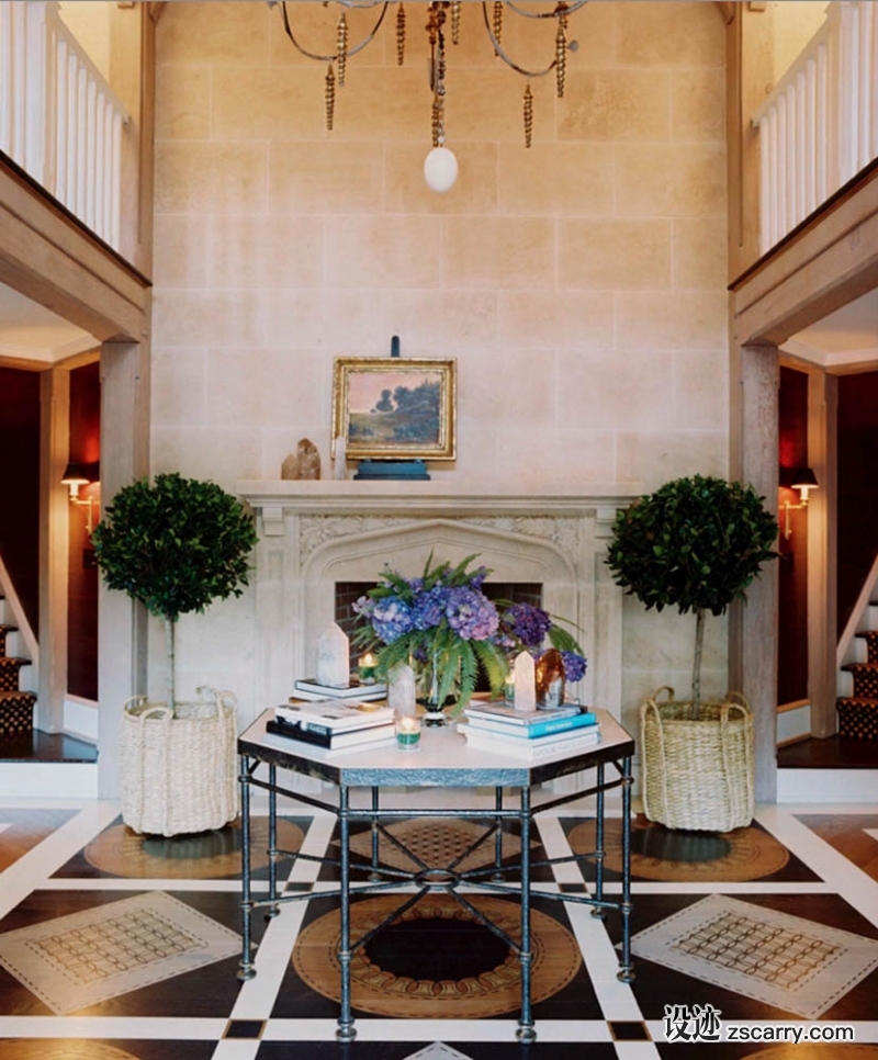 16-The+double+height+scale+of+this+entrance+hall+was+tempered+with+a+painted+marquetry+floor.+.jpg 家装参考,入户,门厅,