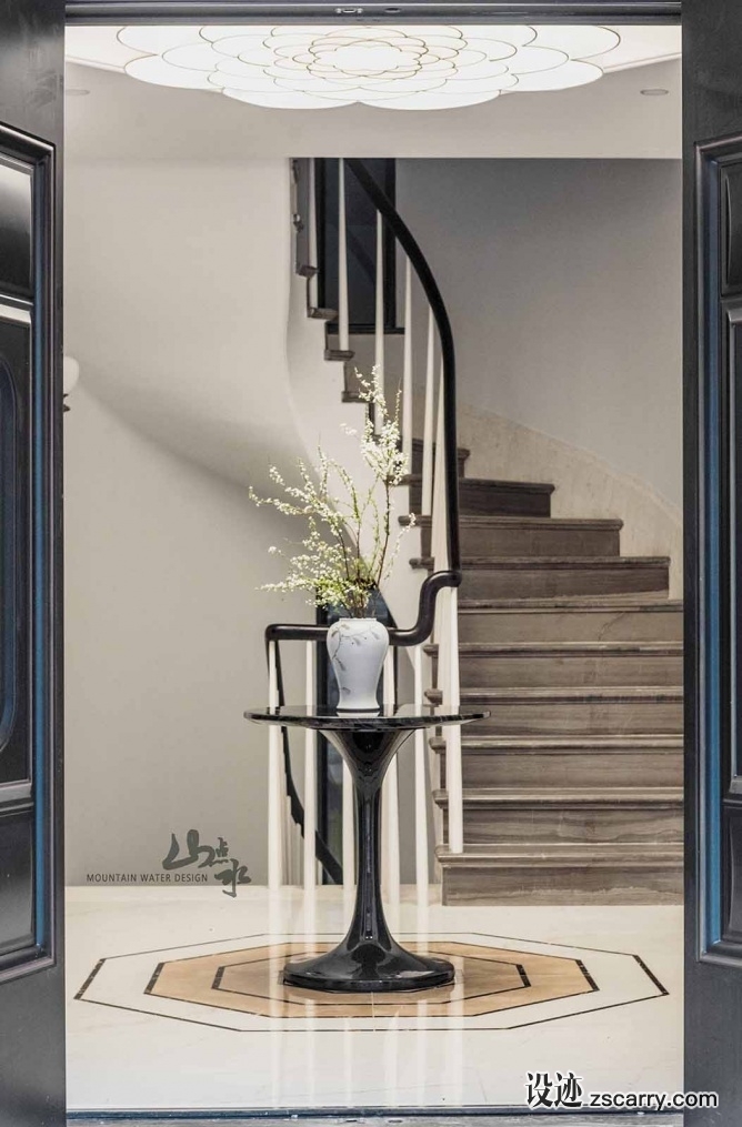 105939zzfoomnfb9wll3aw.jpg.thumb.jpg 家装参考,入户,带楼梯,