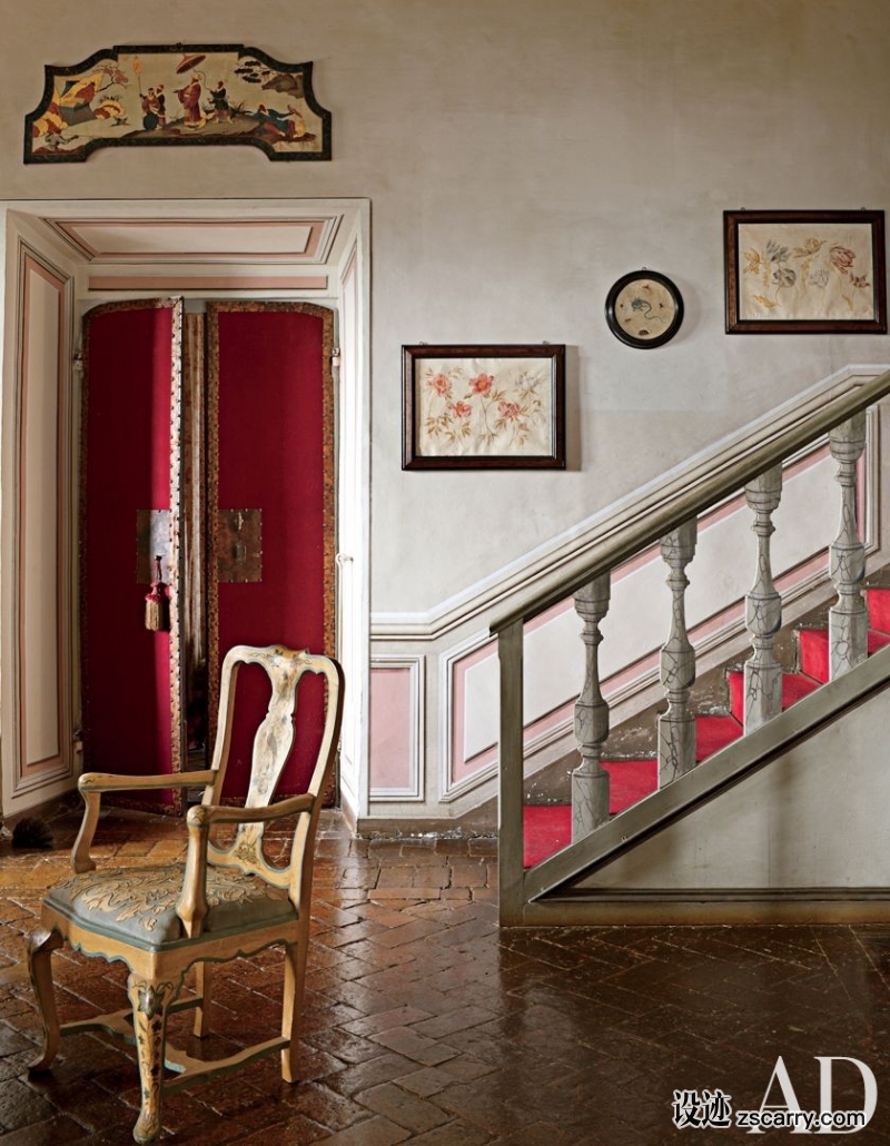 traditional-entrance-hall-lazio-italy-201205_1000-watermarked.jpg 家装参考,入户,带楼梯,