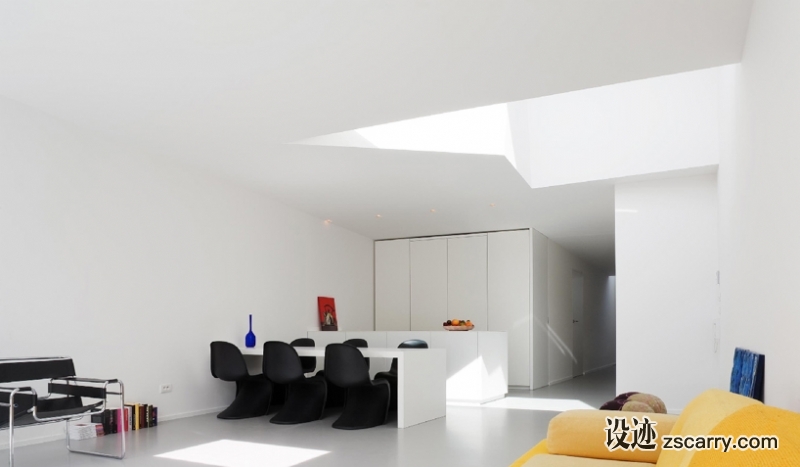 Bassam-El-Okeily-Karla-Menten-Narrow-House-03.jpg 家装参考,客厅,极简风格,