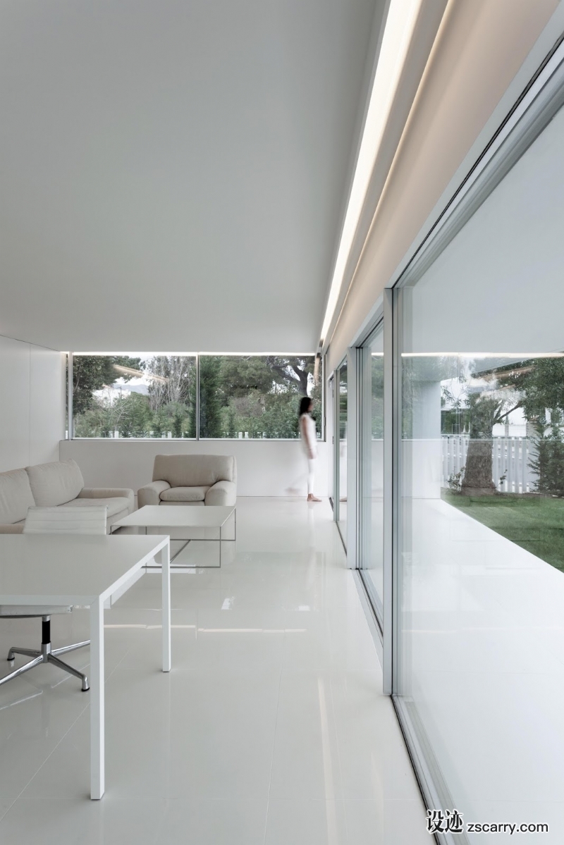 FRAN%2BSILVESTRE%2BARQUITECTOS_BREEZE%2BHOUSE_016.jpg 家装参考,客厅,极简风格,