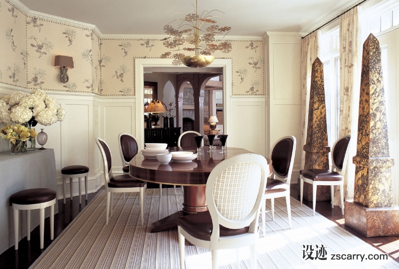 12-A+charming+breakfast+room+in+Greenwich+is+a+testimonial+to+sepia+and+grey.+.jpg 家装参考,餐厅,简欧风格,