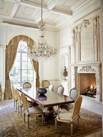 传统风格 Mediterranean-style-dining-room.jpg