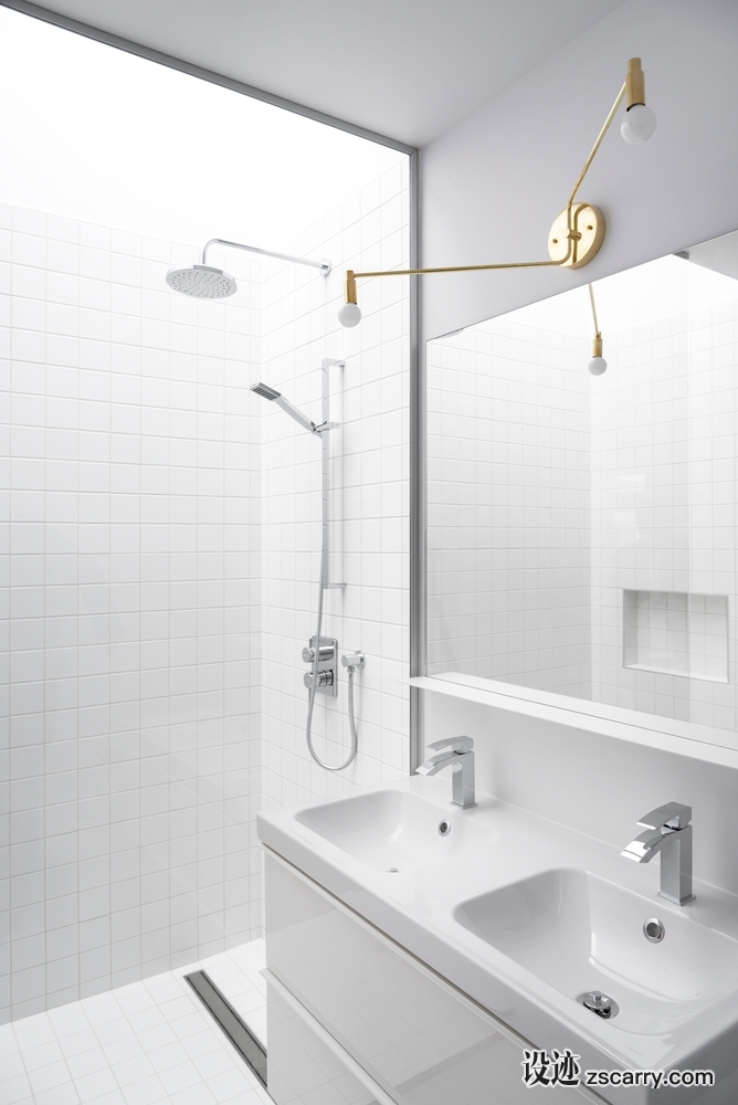 ArchDaily_Rivard_13_72dpi.jpg 家装参考,卫浴,带淋浴间,