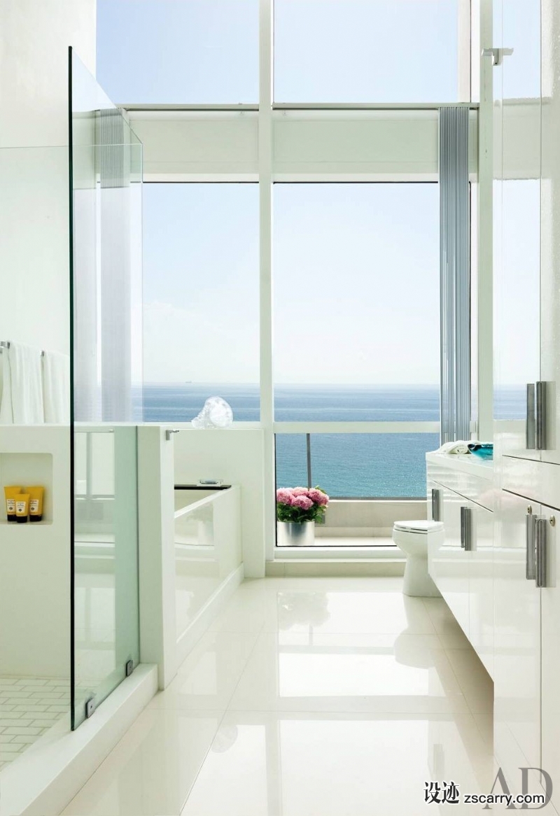 modern-bathroom-john-barman-miami-beach-florida-201009_1000-watermarked.jpg 家装参考,卫浴,带嵌入浴缸,