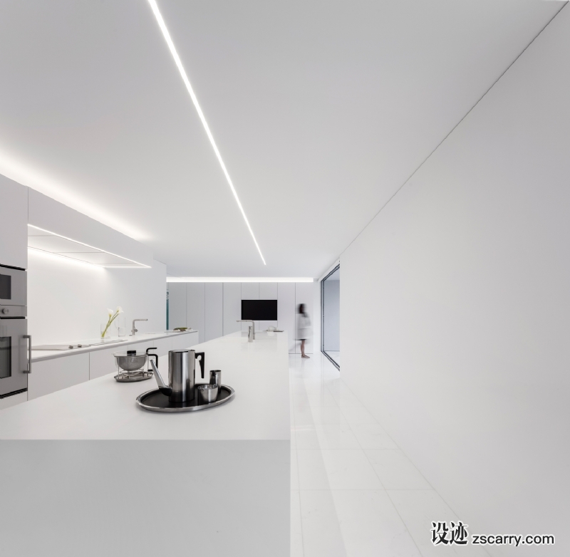 House_pineforest_FranSilvestreArquitectos_11.jpg 家装参考,厨房,带岛台,