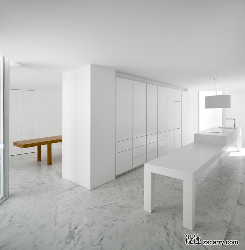 House-in-Alcobaca-Aires-Mateus_9.jpg 家装参考,厨房,带岛台,