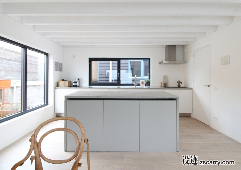 Tatami-house-julius-taminiau-06.jpg 家装参考,厨房,带岛台,