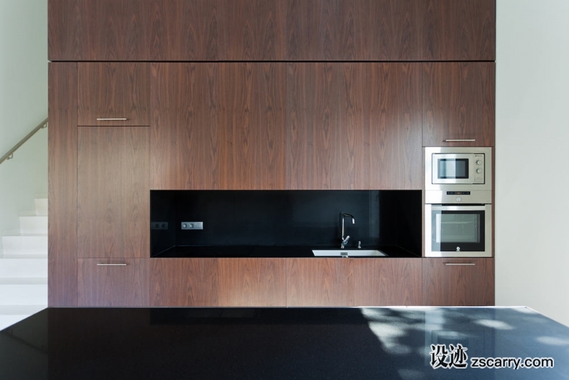 Vallvidrera-House-YLAB-arquitectos-6-kitchen.jpg 家装参考,厨房,带岛台,