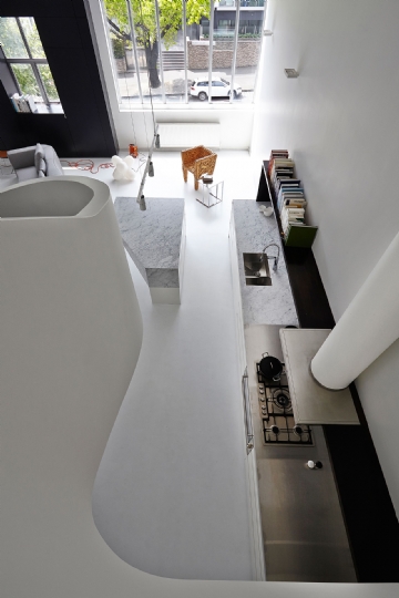 一字型台面 Loft-Apartment-AA-Architects_7.jpg