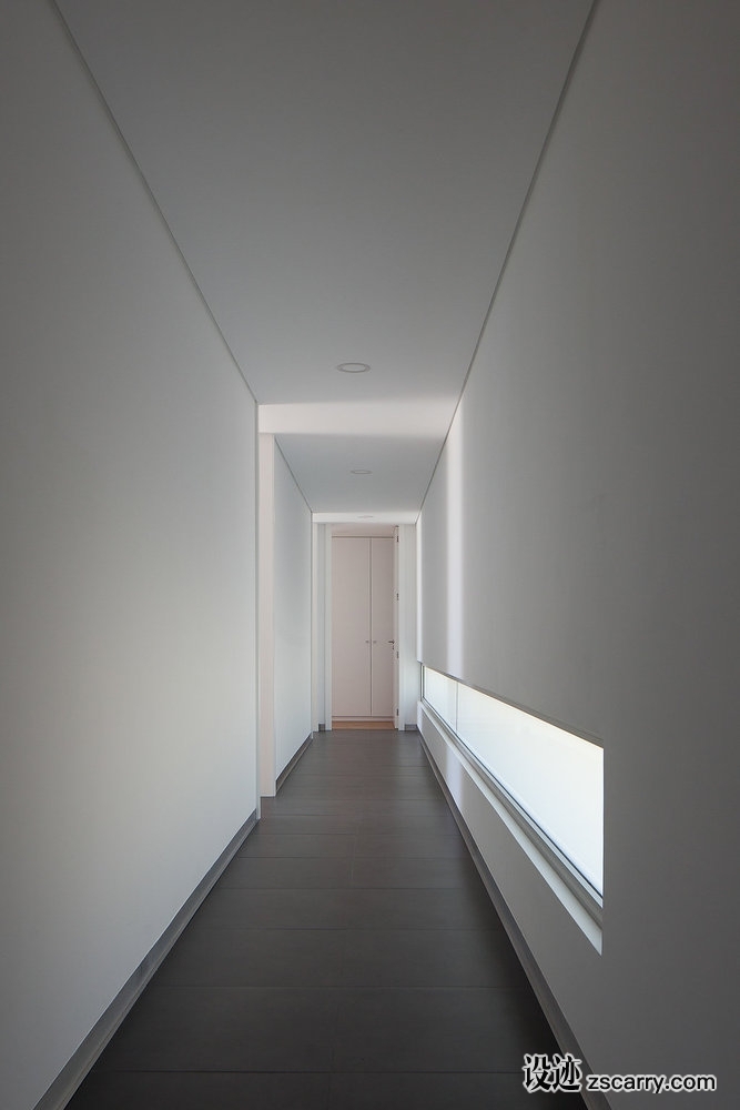 HOUSE_IN_SANTAREM_JOSE_CAMPOS_011.jpg 家装参考,过道,常规型,