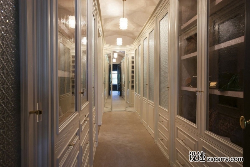 lincoln-park-mansion-master-closet.jpg 家装参考,衣帽间,深长型,