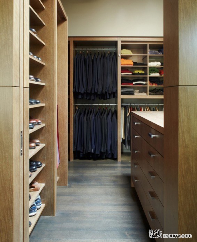 est-living-olson-kundig-northwood-home-wardrobe-1.jpg 家装参考,衣帽间,方型,