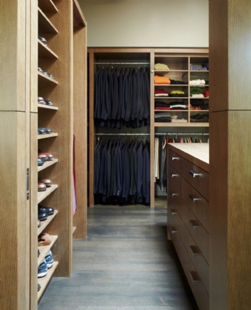 方型 est-living-olson-kundig-northwood-home-wardrobe-1.jpg