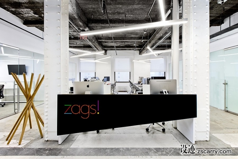 2-Zags_001BIS-red-exit.jpg 工装参考,办公空间,前台接待,