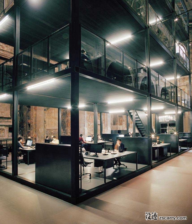 CLS-Architetti-Studio-Inside-a-16th-Century-Church-in-Milan-Yellowtrace-02.jpg 工装参考,办公空间,开放办公区,