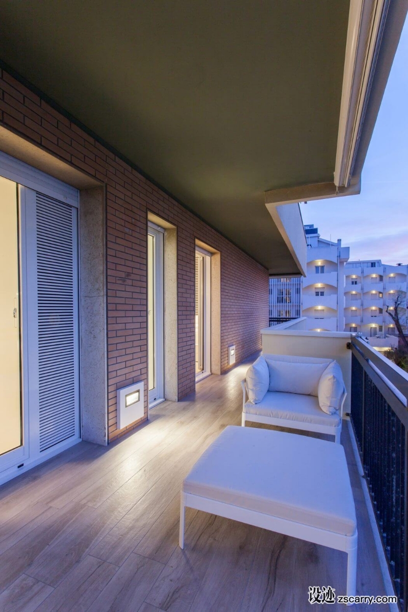 018-bright-apartment-andrea-trebbi-1050x1575.jpg 家装参考,户外空间,生活阳台,