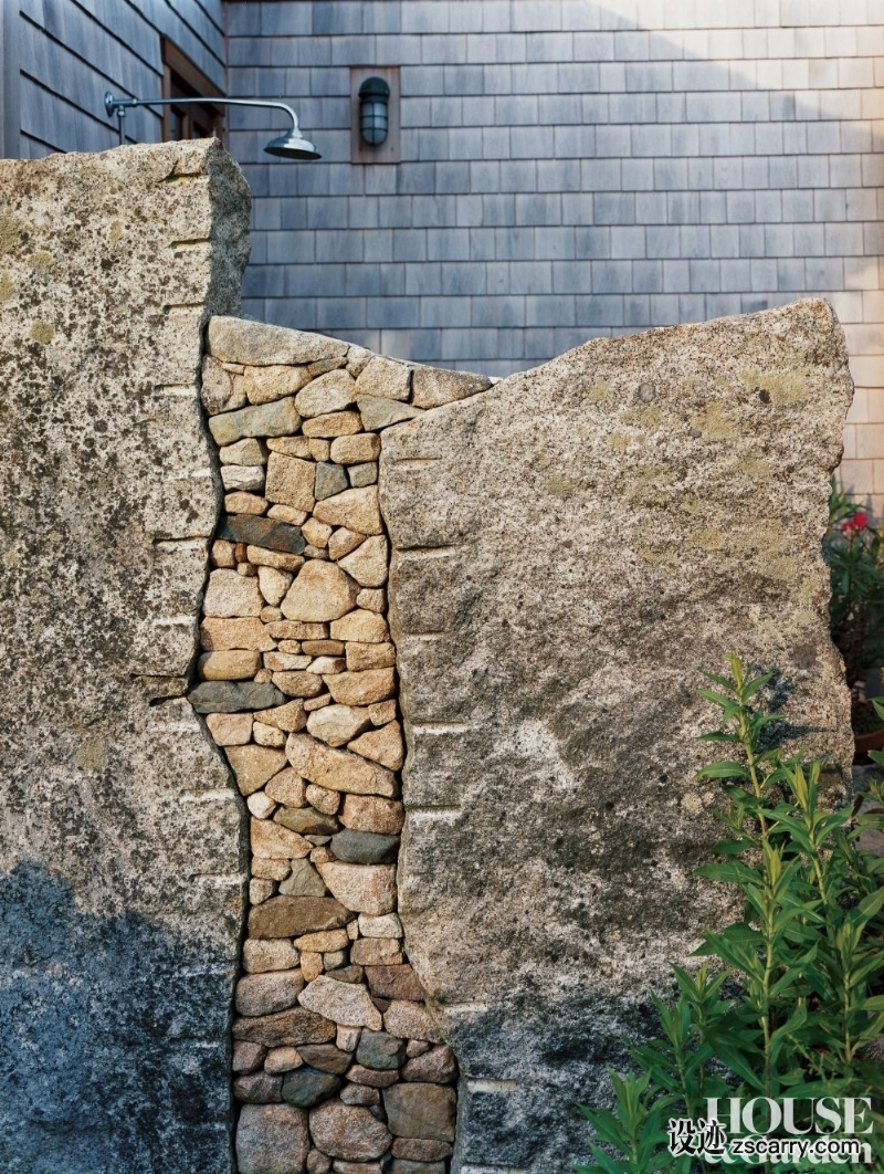 rustic-outdoor-space-marthas-vineyard-massachusetts-200708-3_1000-watermarked.jpg 家装参考,户外空间,户外洗浴,