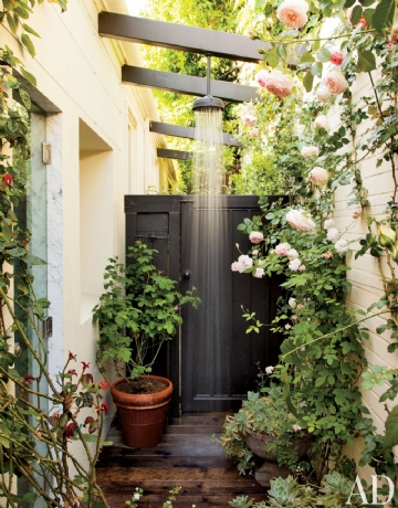 户外洗浴 traditional-bathroom-madeline-stuart-associates-los-angeles-california-201403.jpg-watermarked.jpg