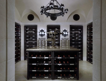 酒窖 billionaires-row-waterfront-estate-wine-cellar.jpg