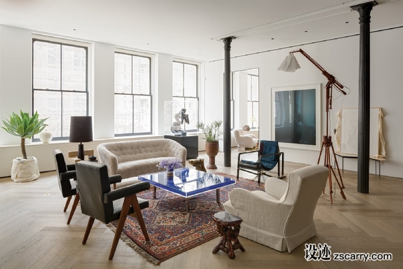 09-Arts-Culture-Yves-Klein-Cocktail-Tables-This-Is-Glamorous.jpg 家装参考,特殊,LOFT,