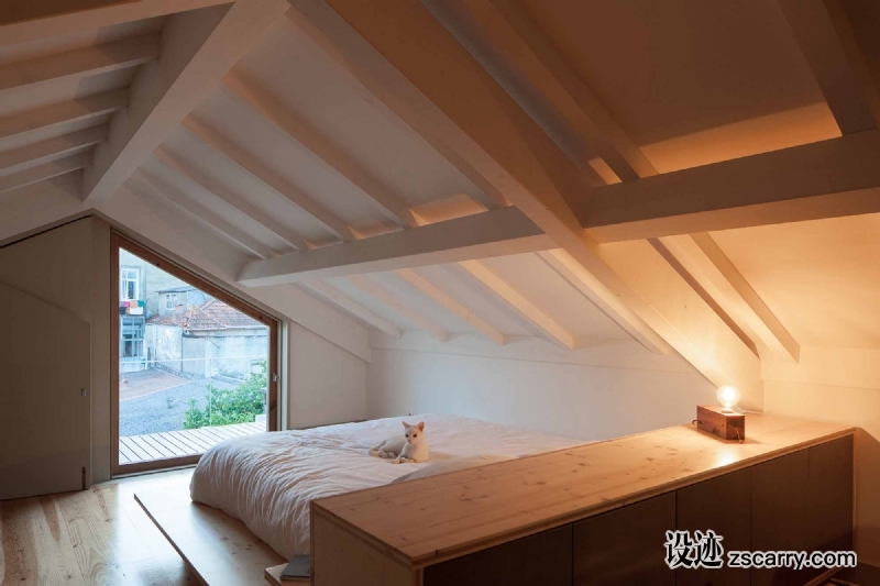 f8_casa_do_rosario_porto_portugal_depa_margarida_leitao_photo_jose_campos_yatzer.jpg 家装参考,特殊,坡顶阁楼,