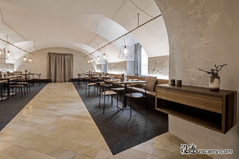 f1_rossbarth_restaurant_linz_austria_destilat_architecture_and_design_yatzer.jpg 工装参考,餐饮空间,餐厅,