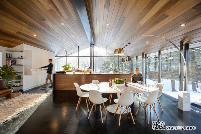 glass-trefoil-house-jroc-studio-vermont-home-architecture-usa-stowe-glazing_dezeen_8-852x567.jpg 工装参考,餐饮空间,餐厅,