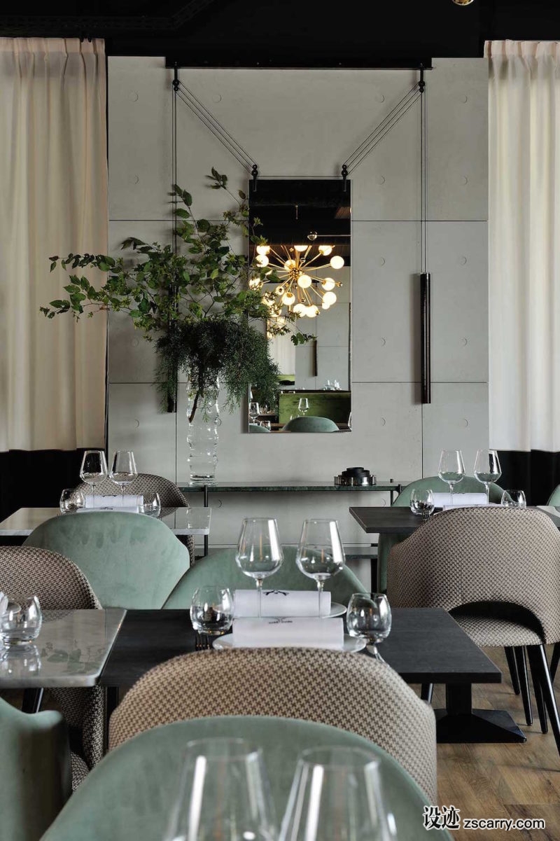 la-foret-noire-restaurant-in-chaponost-9-800x1201.jpg 工装参考,餐饮空间,餐厅,