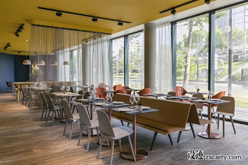 project_image_1028_large_fr.jpg 工装参考,餐饮空间,餐厅,