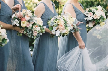 花艺 slate-blue-bridesmaid-inspiration-w1000.jpg