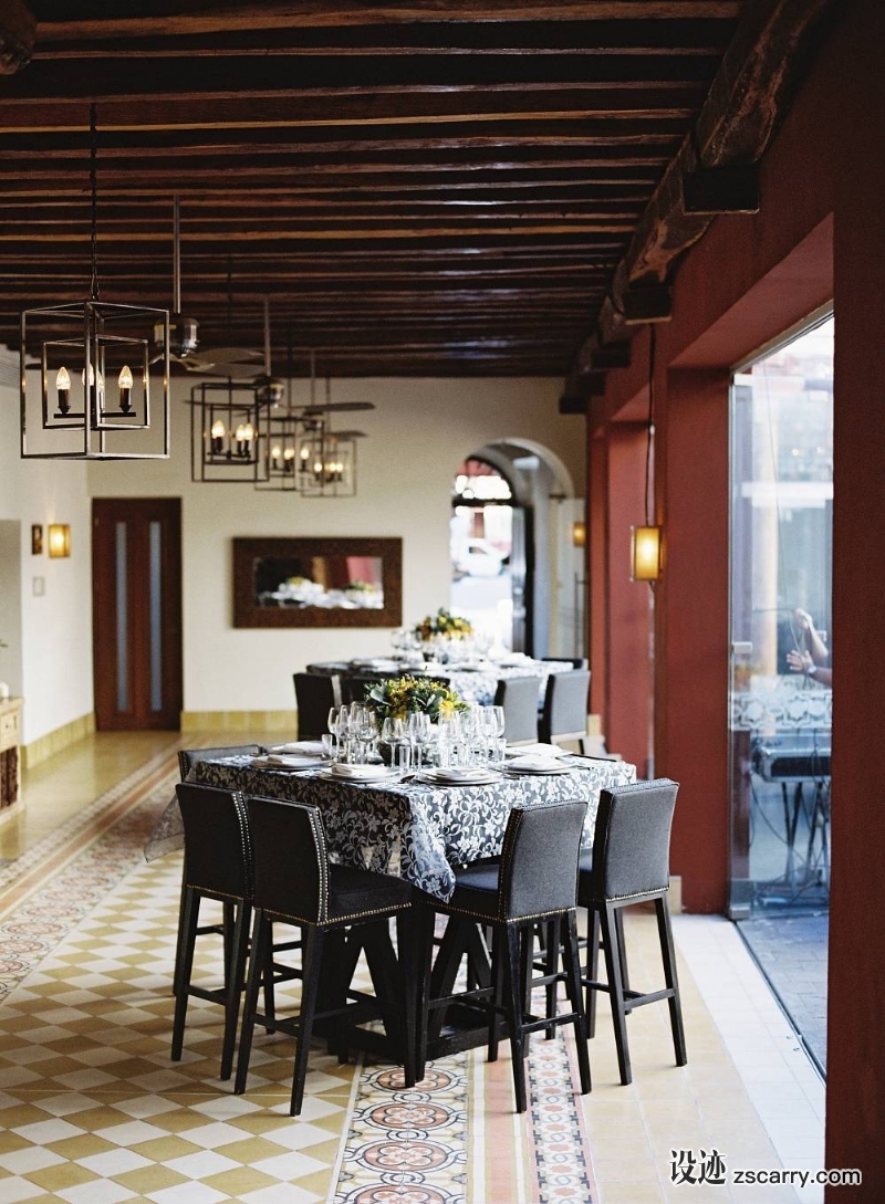 1246003341-r1-003-copy-w1000.jpg 软装参考,婚庆布置,餐桌,