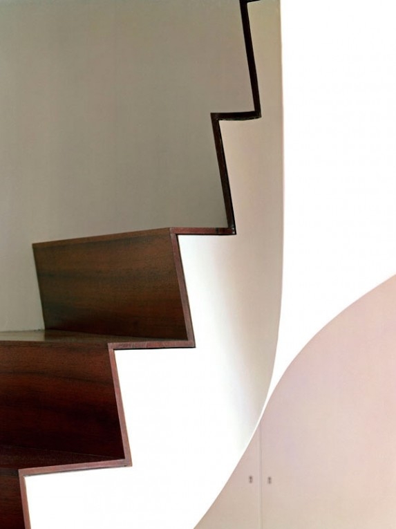 TM_WEST-SIDE-DUPLEX_15_Photo-by-Richard-Bryant-573x765.jpg 局部参考,楼梯,现代造型,