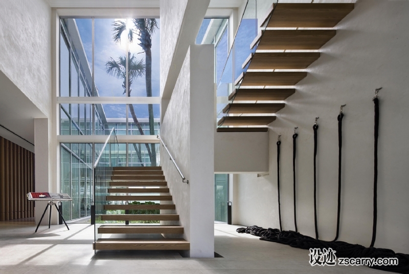 US_MIA_PineTree_Int_001_001_HR_df_em_c.jpg 局部参考,楼梯,现代造型,