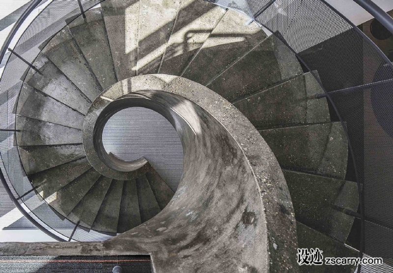 01.jpg 局部参考,楼梯,旋转造型,