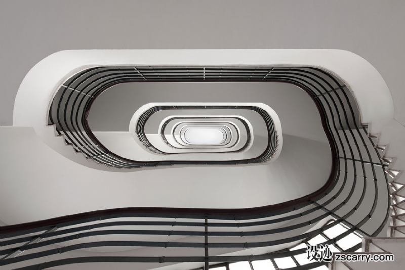 f9_balint_alovits_time_machine_yatzer.jpg 局部参考,楼梯,旋转造型,