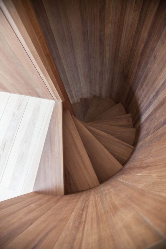 f69e1c4b3e16d169c9da5a15047edcc6.jpg 局部参考,楼梯,旋转造型,