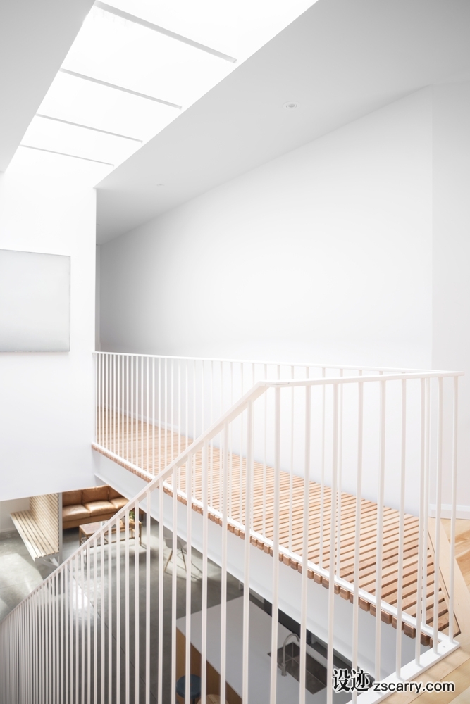 ArchDaily_Rivard_12_72dpi.jpg 局部参考,楼梯,栏杆扶手,