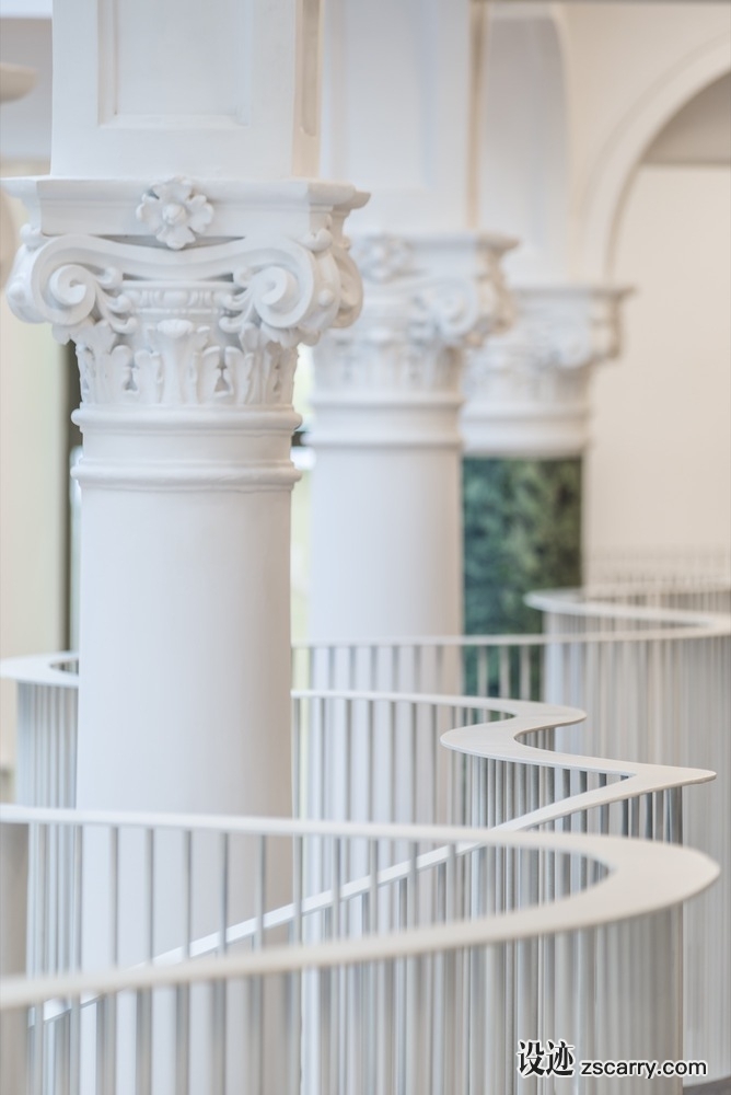 cosmindragomir_Carturesti-Carusel_XL_0082.jpg 局部参考,楼梯,栏杆扶手,