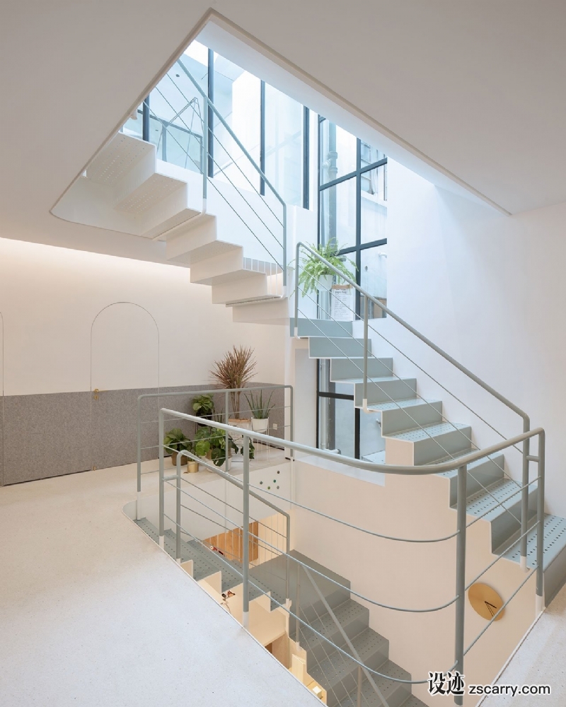 f8_a_white_house_a_growing_home_shanghai_china_rigi_design_yatzer.jpg 局部参考,楼梯,栏杆扶手,