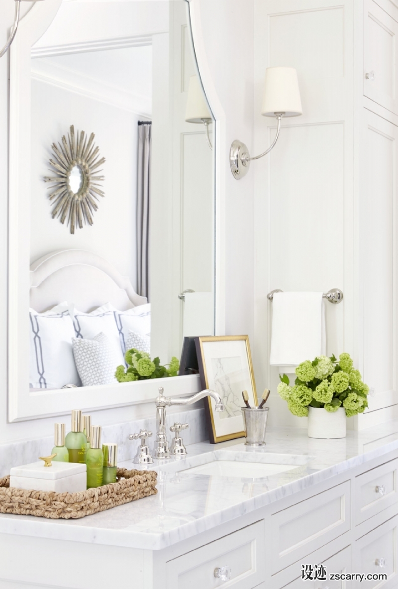 08-Interior-Designer-Sarah-Bartholomew-This-Is-Glamorous.jpg 局部参考,卫浴元素,洗手台（台下盆）,
