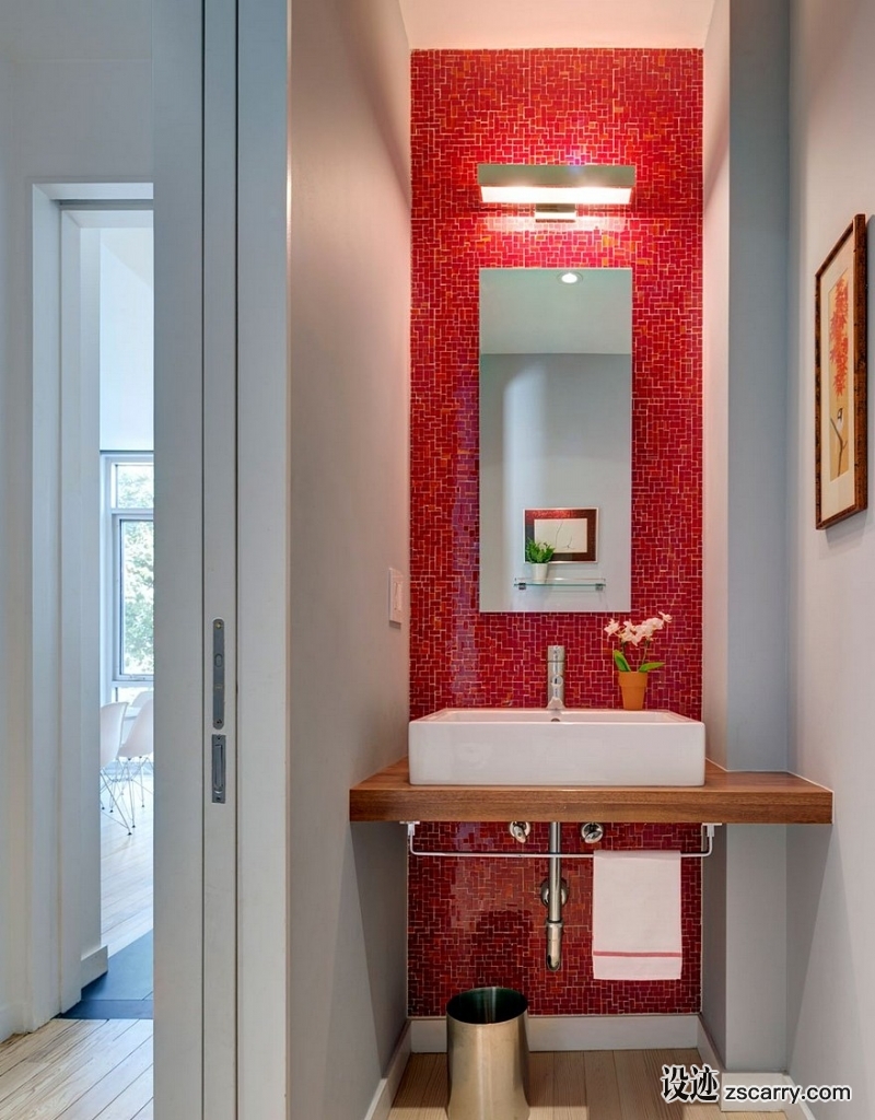 A-Williamsburg-Row-House-Gets-a-Modern-Update-13.jpg 局部参考,卫浴元素,洗手台（台上盆）,