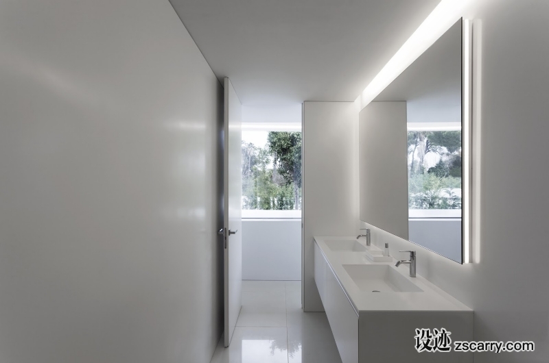 FRAN%2BSILVESTRE%2BARQUITECTOS_BREEZE%2BHOUSE_029.jpg 局部参考,卫浴元素,洗手台（水槽式）,