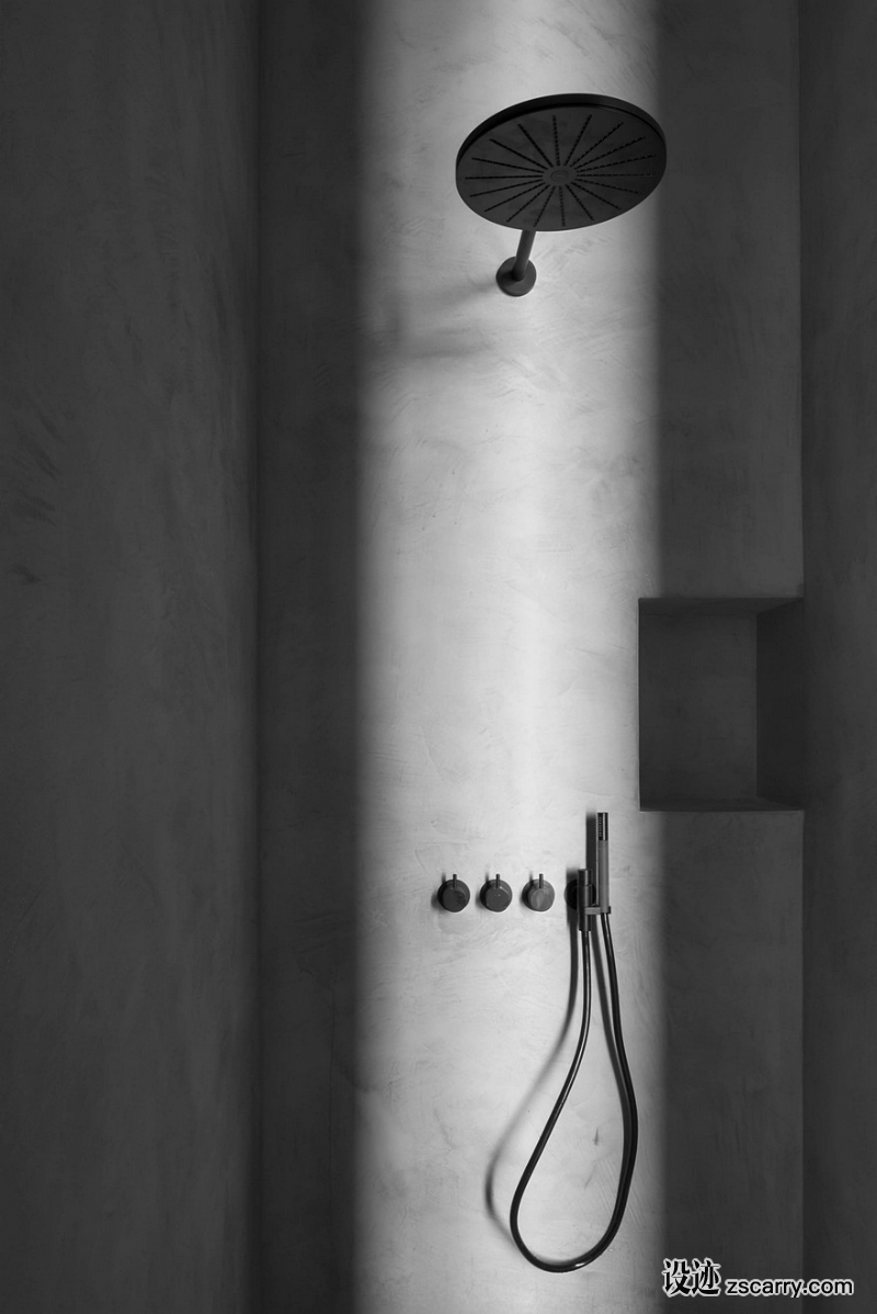 Concrete-Penthouse-in-Antwerp-by-Vincent-Van-Duysen-18.jpg 局部参考,卫浴元素,淋浴间,