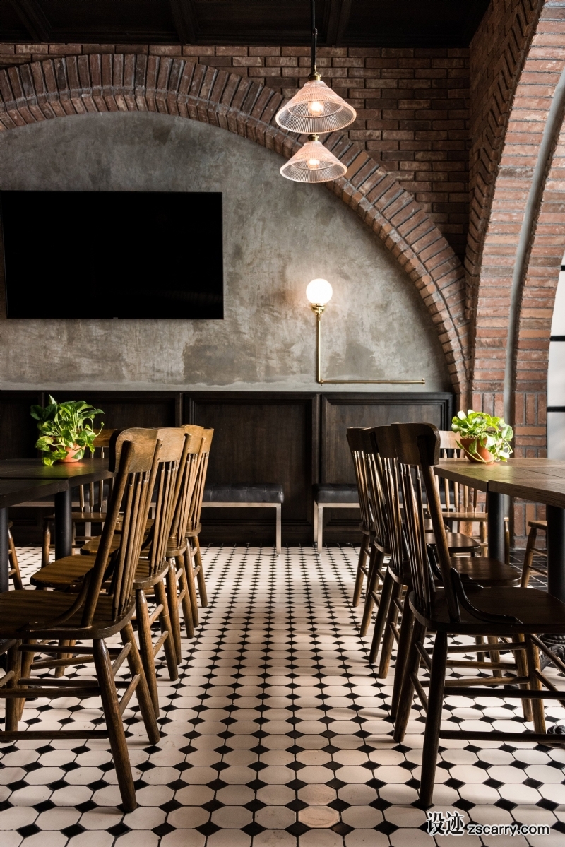 salon-sociedad-communal-interiors-restaurants-and-bars_dezeen_2364_col_3.jpg 工装参考,餐饮空间,简餐吧,