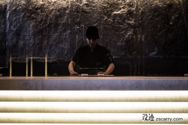 beef-bar-monaco.extra_.full-resolution.jpg 工装参考,餐饮空间,吧台（酒吧）,