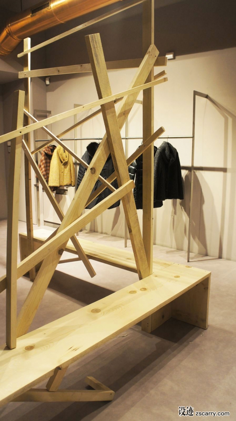 3-retail_tatras_ottobre_3.jpg 工装参考,商业空间,服饰,
