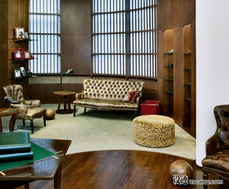 160229_Joyce-Boutiques_5-924x765.jpg 工装参考,商业空间,服饰,