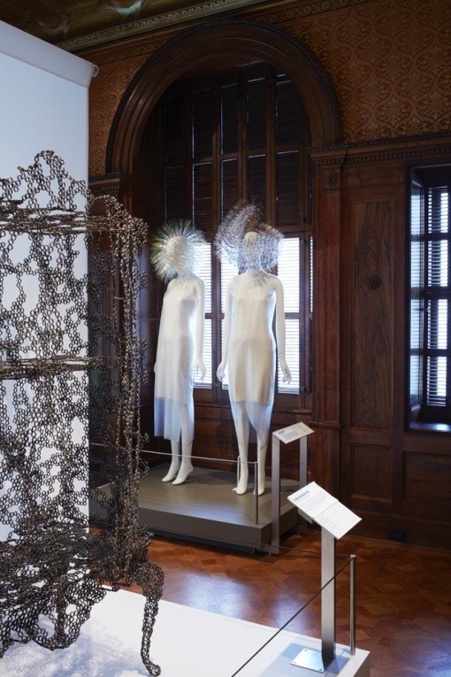 Beauty_Cooper-Hewitt_8-510x765.jpg 工装参考,商业空间,服饰,